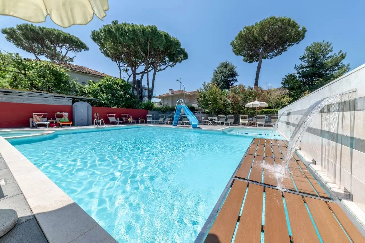 Residence Altomare Riccione Aparthotel